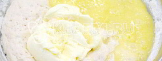 кулич с шоколадной глазурью. Шаг 4