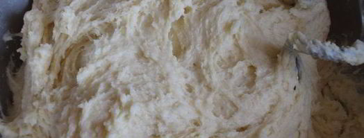 пасхальные творожные булочки с заварным кремом и абрикосами. Шаг 7