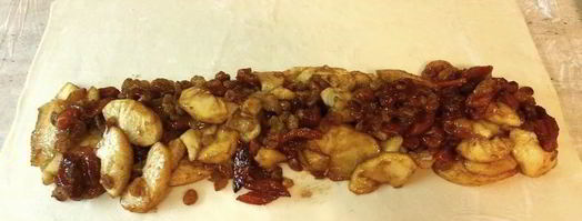 штрудель к пасхальному столу из слоеного теста. Шаг 7