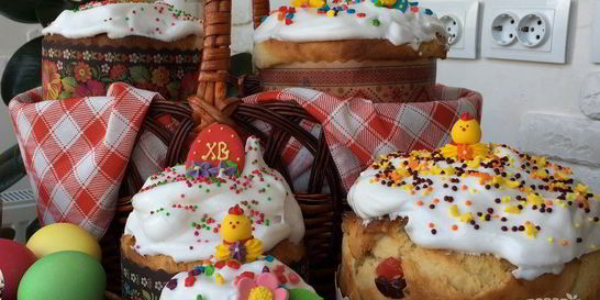 Вкусный пасхальный кулич с цедрой и цукатами