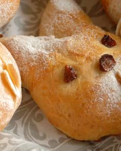 Зайцы дрожжевые пасхальные