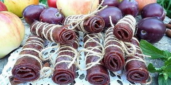 Пастила из яблок и слив с корицей