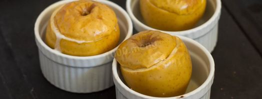 печеные яблоки с творогом в духовке. Шаг 7