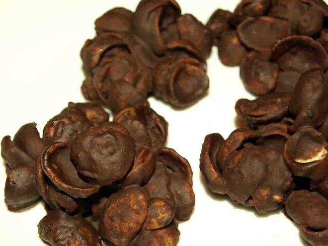 Рецепт песочных шоколадных роз