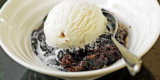 Шоколадный коблер