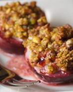 Сливы запеченные в духовке с орехами