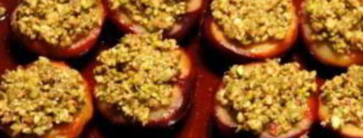 сливы запеченные в духовке с орехами. Шаг 4