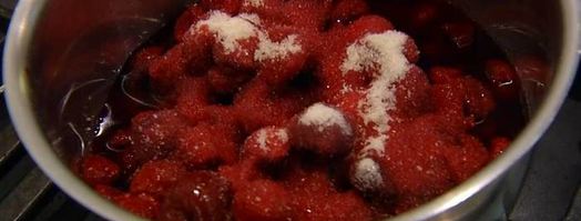 сметанная панна котта с вишневым соусом. Шаг 8