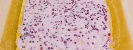 бисквитный рулет с брусничным суфле. Шаг 10