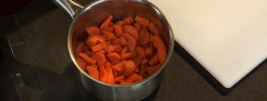 куриное суфле с апельсиновыми цукатами на морковном пюре. Шаг 3