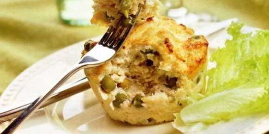 Куриное суфле с зеленым горошком и сельдереем