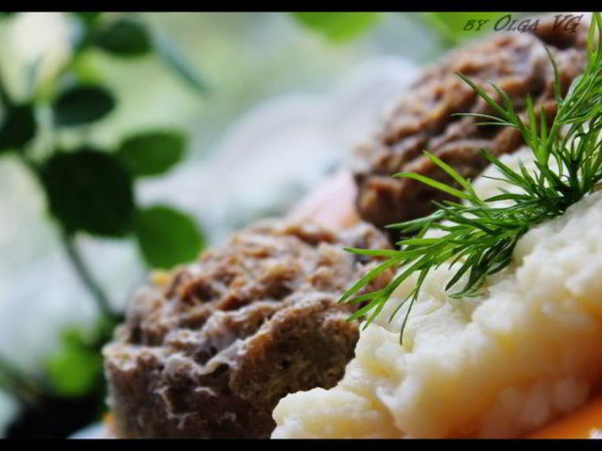 Рецепт мясного суфле с персиками