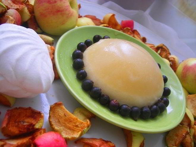 Рецепт нежного яблочного суфле с сюрпризом