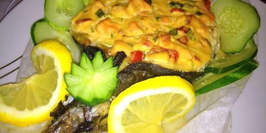 Сибас с творожно-сырным суфле и семгой