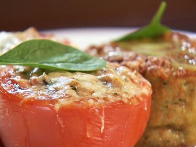 Рецепт суфле из трески с медово-горчичным соусом и запеченными помидорами