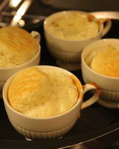 Суфле с голубым сыром и мускатным орехом