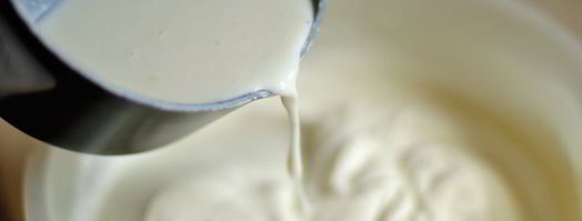 торт-суфле с клубникой и бананами. Шаг 7