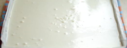 торт-суфле с клубникой и бананами. Шаг 8