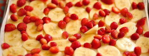 торт-суфле с клубникой и бананами. Шаг 9