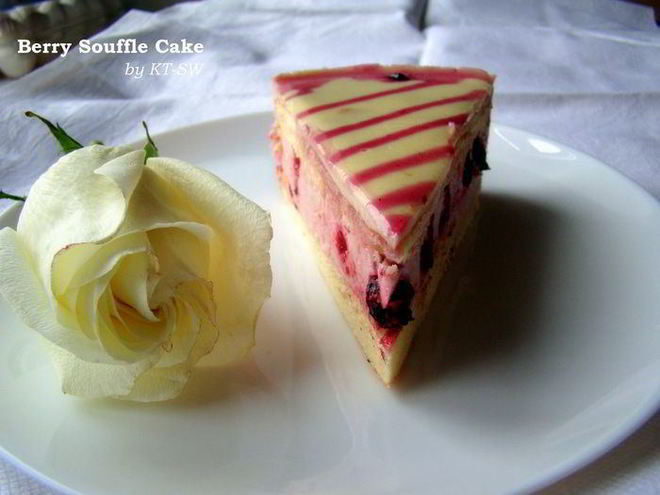 Рецепт торта-суфле ягодного