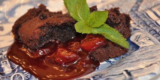 Вишнево-шоколадное суфле