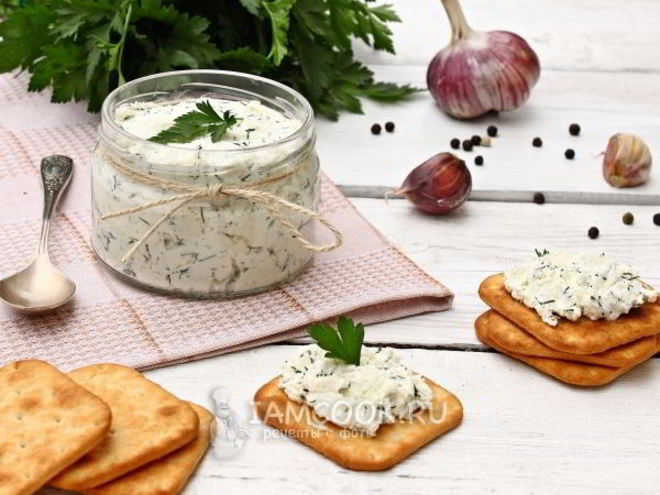 Рецепт творога с чесноком и зеленью