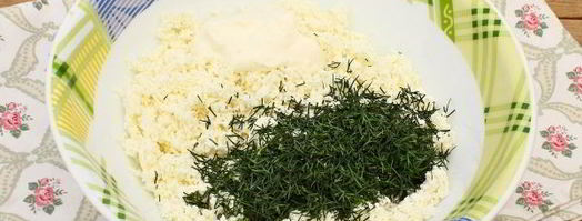 творог с чесноком и зеленью. Шаг 5