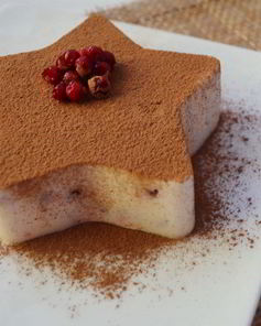 Творожный десерт с брусникой