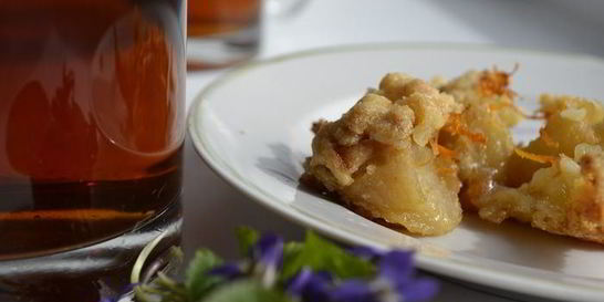 Яблочный крамбл