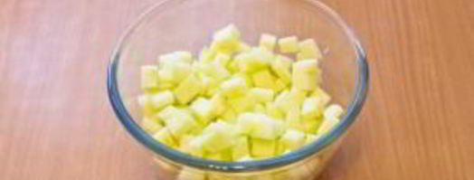 яблоки, запеченные под штрейзелем. Шаг 3