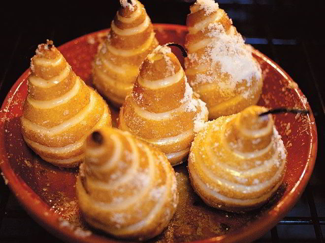 Рецепт запеченных груш в сахарной глазури