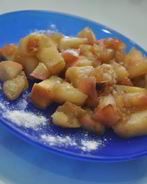 Жареные яблоки в карамели