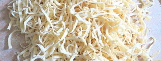 домашняя лапша двух видов. Шаг 8