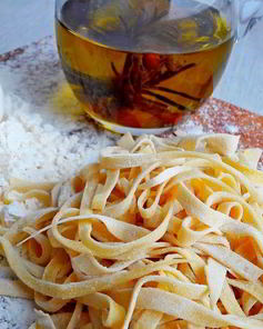 Домашняя лапша на желтках