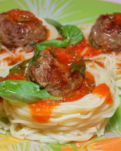 Фрикадельки в томатном соусе