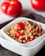 Гарнир из перловки с овощами