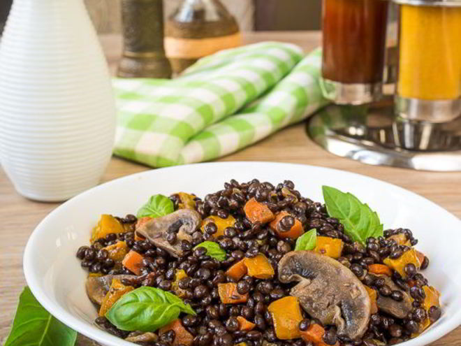 Рецепт чечевицы белуга с овощами