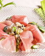 Дикий рис со спаржей и ветчиной