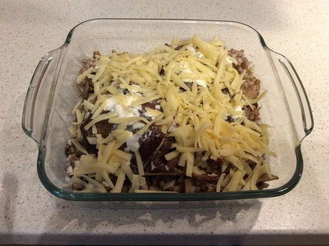 Рецепт гречи с индейкой, запеченные в сливках