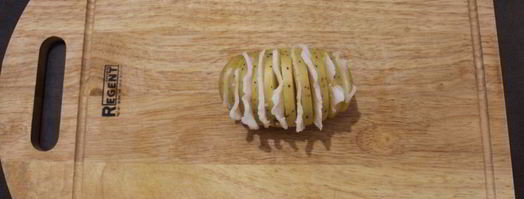 картофель гармошкой с салом. Шаг 4