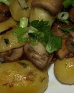 Картофель по-деревенски с грибами