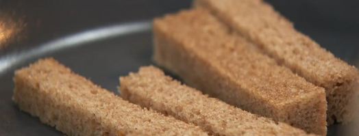 картофель с брусникой и слабосоленым лососем. Шаг 3