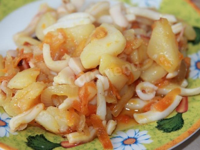 Рецепт картофеля с кальмарами