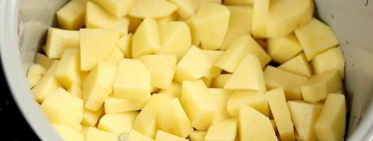 картофель с курицей и капустой в мультиварке. Шаг 3