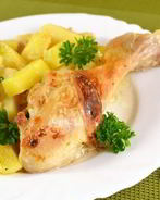 Картофель с курицей в духовке