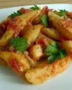 Картофель с помидорами