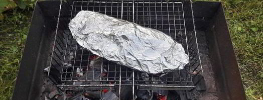 картофель с салом и укропом на мангале. Шаг 5