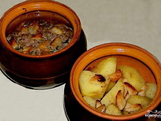 Рецепт картофеля с салом в горшочке