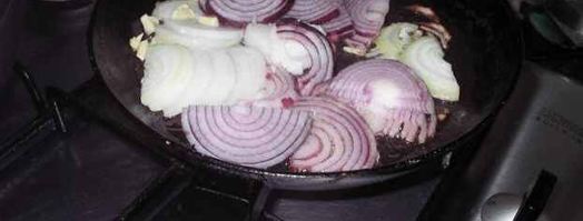 картофель жареный с сосисками. Шаг 4