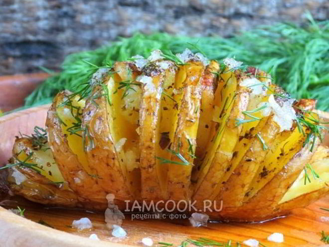 Рецепт картошки-гармошки с салом в духовке